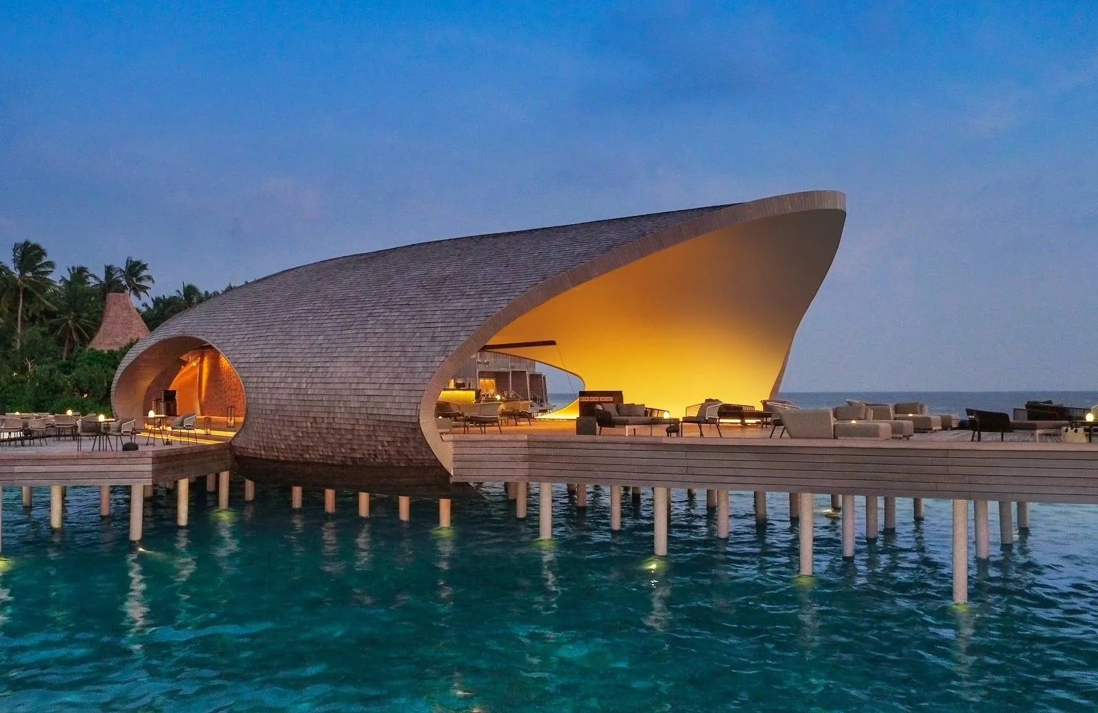 The St. Regis Maldives Vommuli Resort 5*