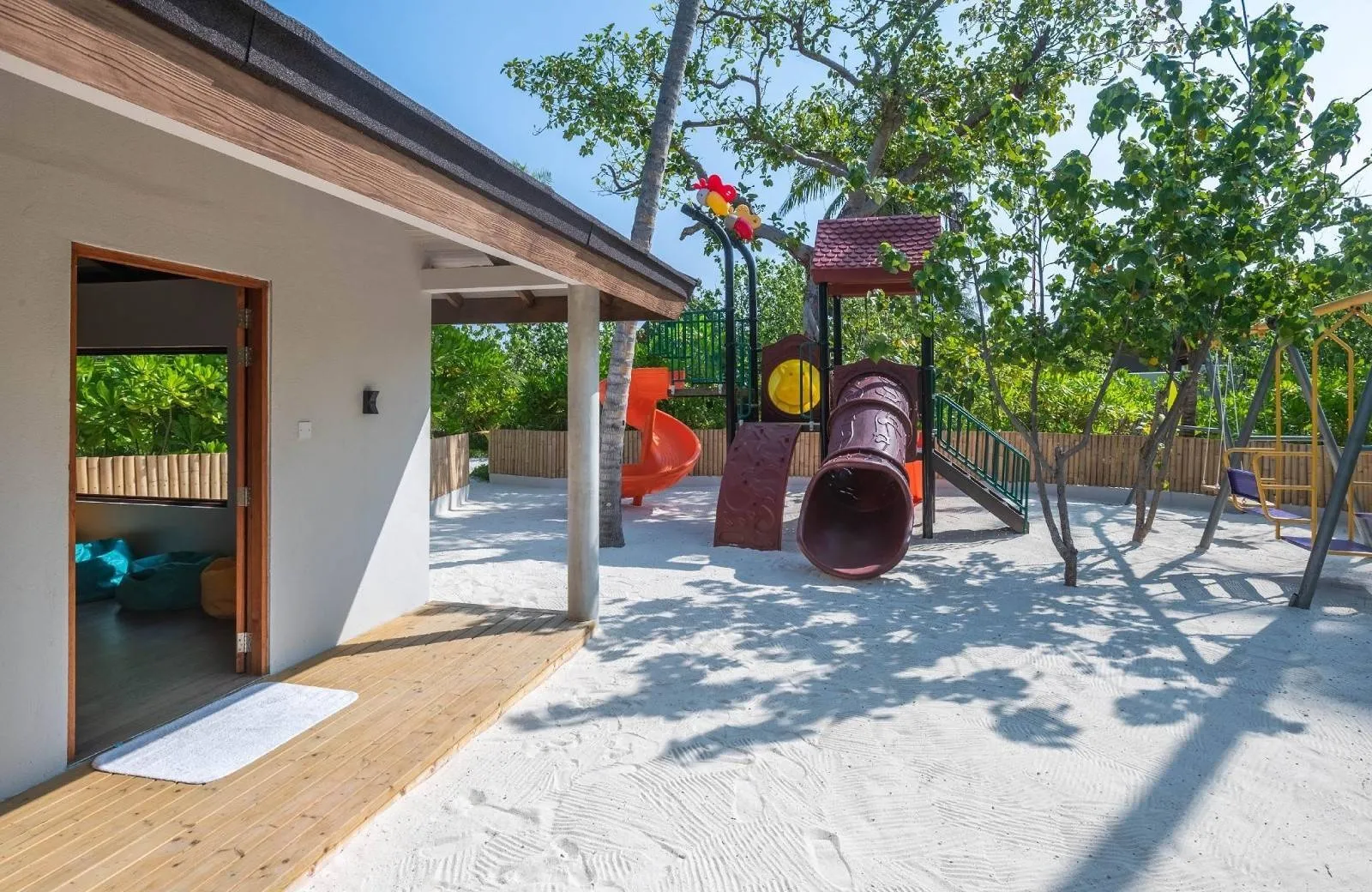 Fushifaru Maldives 5*