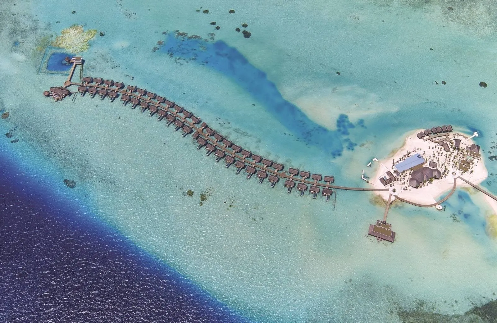 OZEN Life Maadhoo 5*