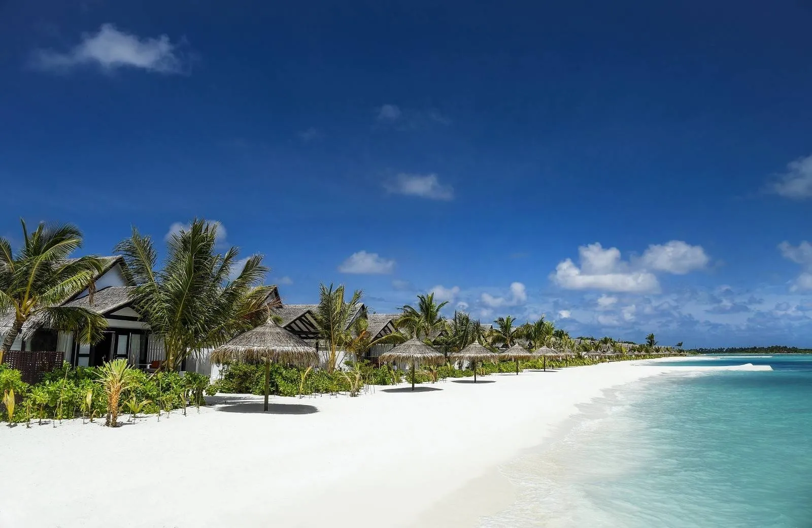 OZEN Life Maadhoo 5*