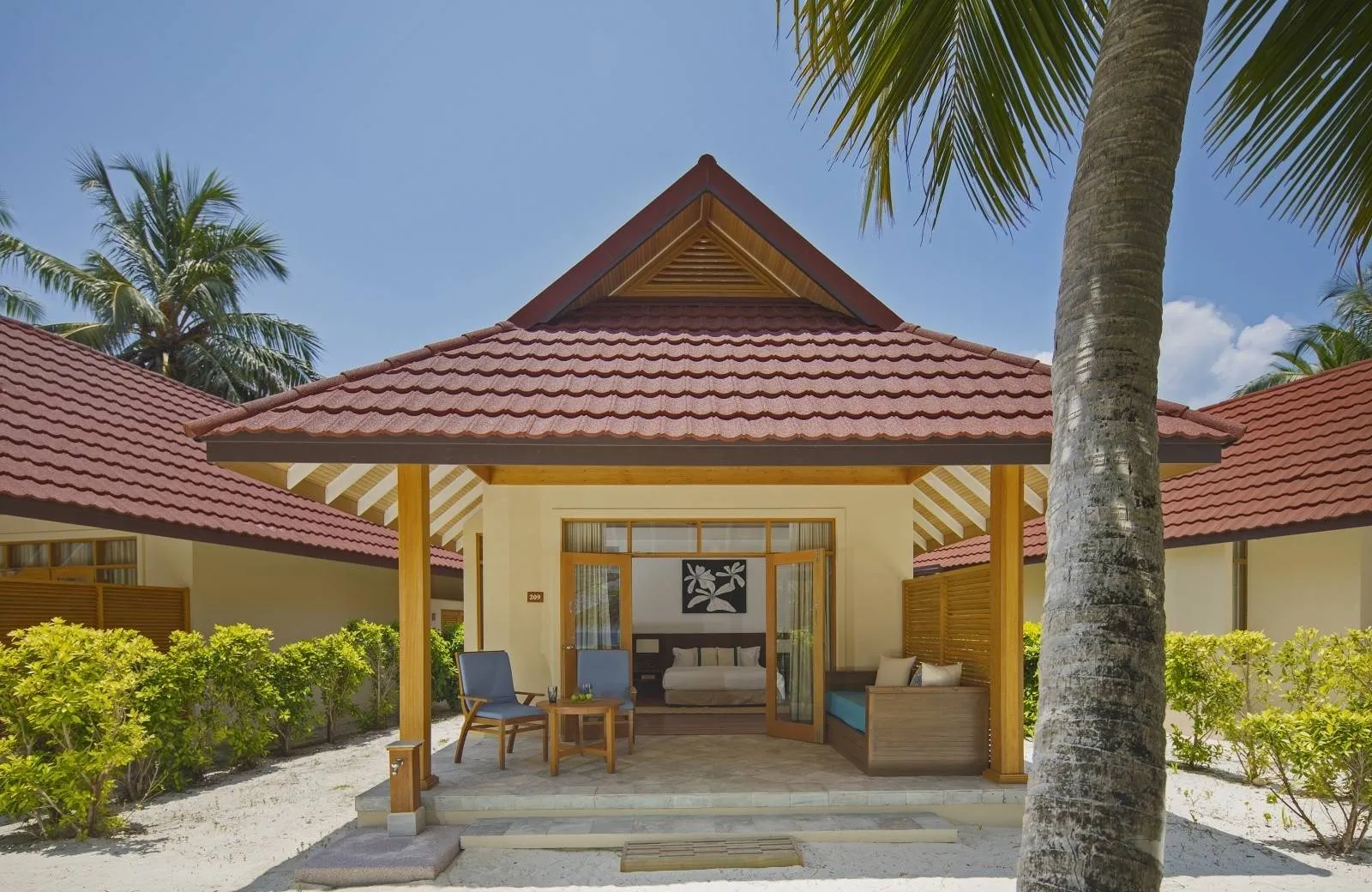 Kurumba Maldives 5*