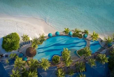 Royal Island Resort & Spa 5*