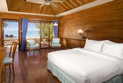 Royal Island Resort & Spa 5*