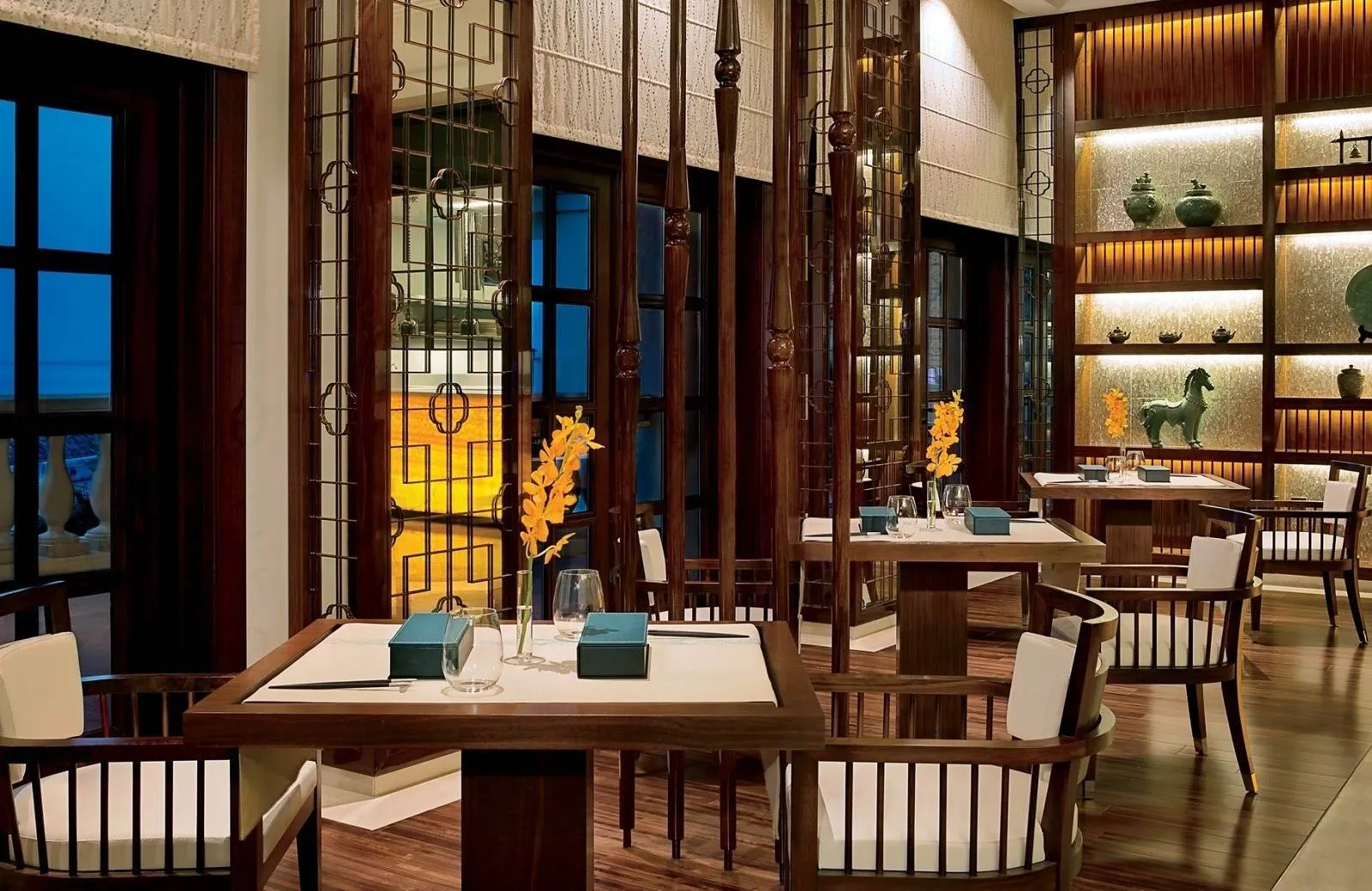 The Ritz-Carlton, Dubai 5*