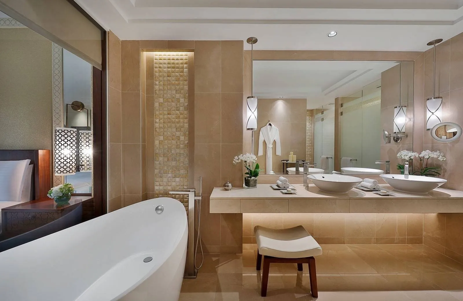 The Ritz-Carlton, Dubai 5*