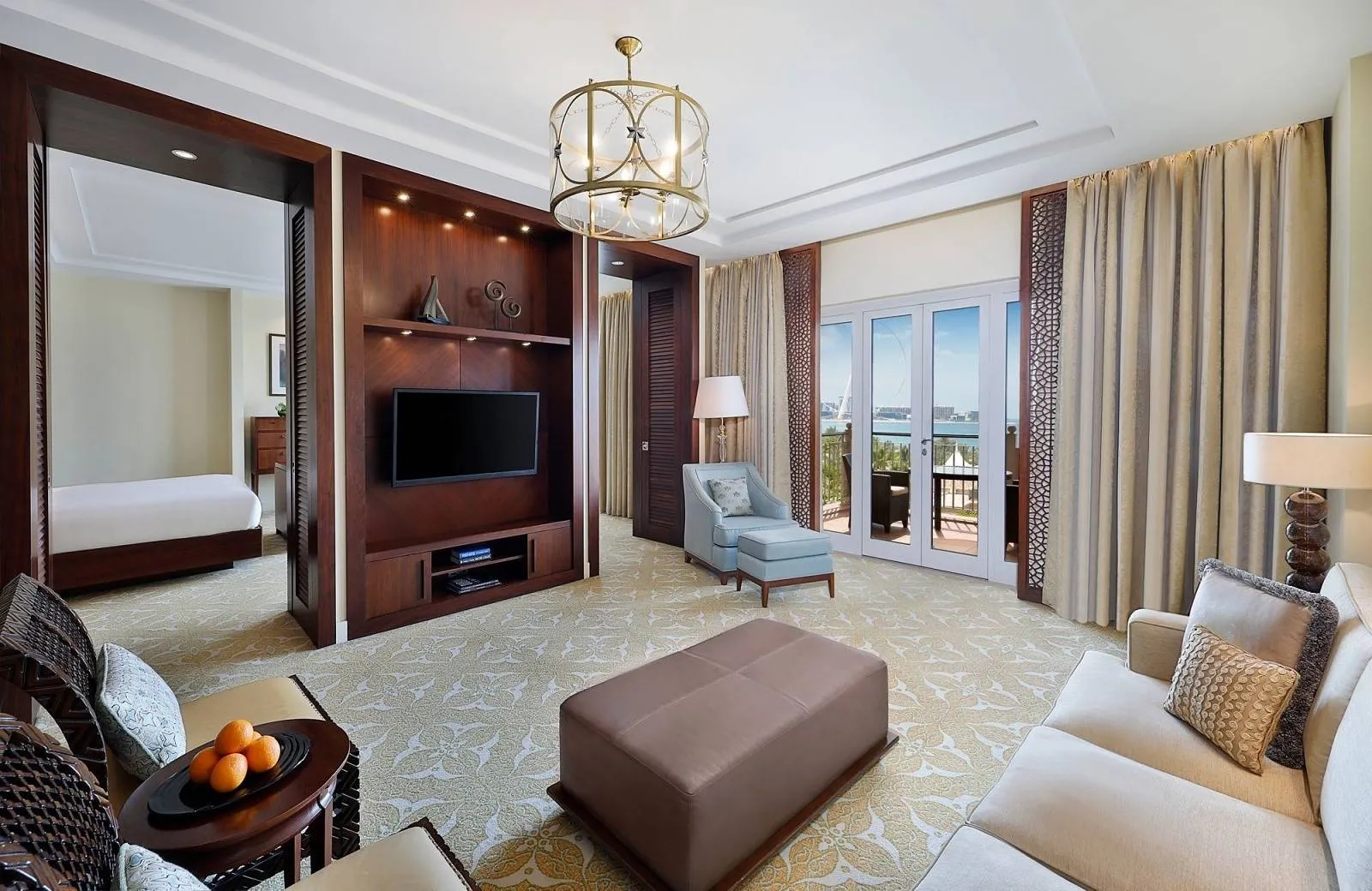 The Ritz-Carlton, Dubai 5*