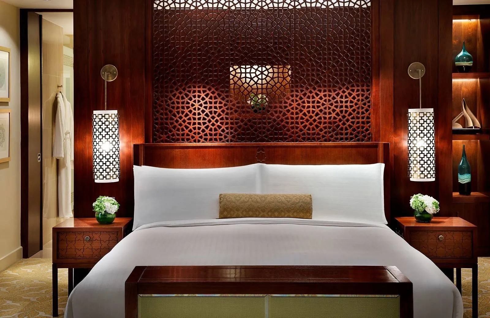 The Ritz-Carlton, Dubai 5*