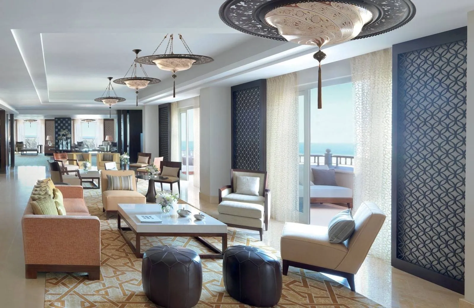 The Ritz-Carlton, Dubai 5*