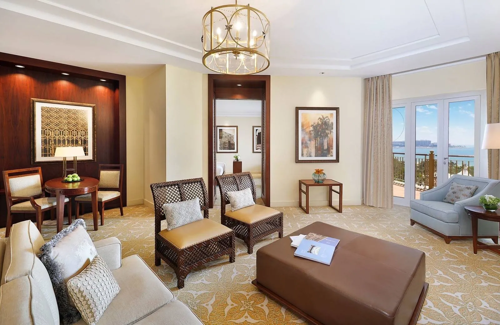 The Ritz-Carlton, Dubai 5*