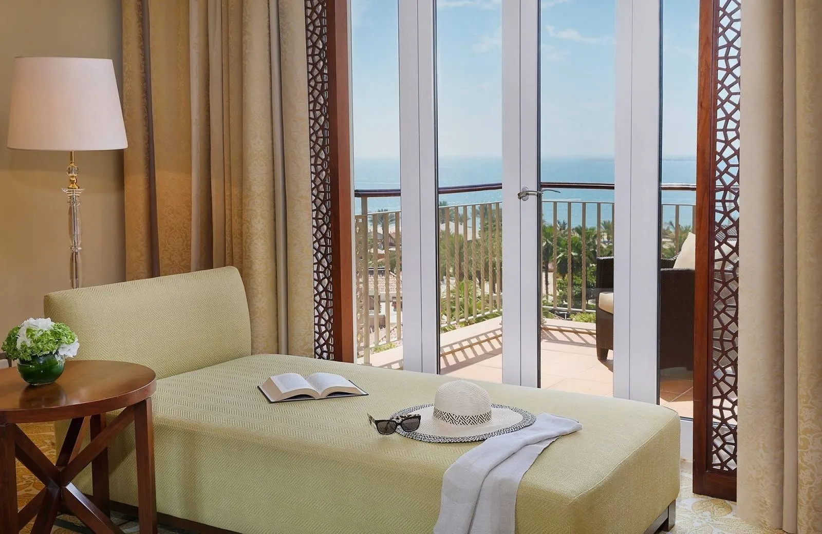 The Ritz-Carlton, Dubai 5*