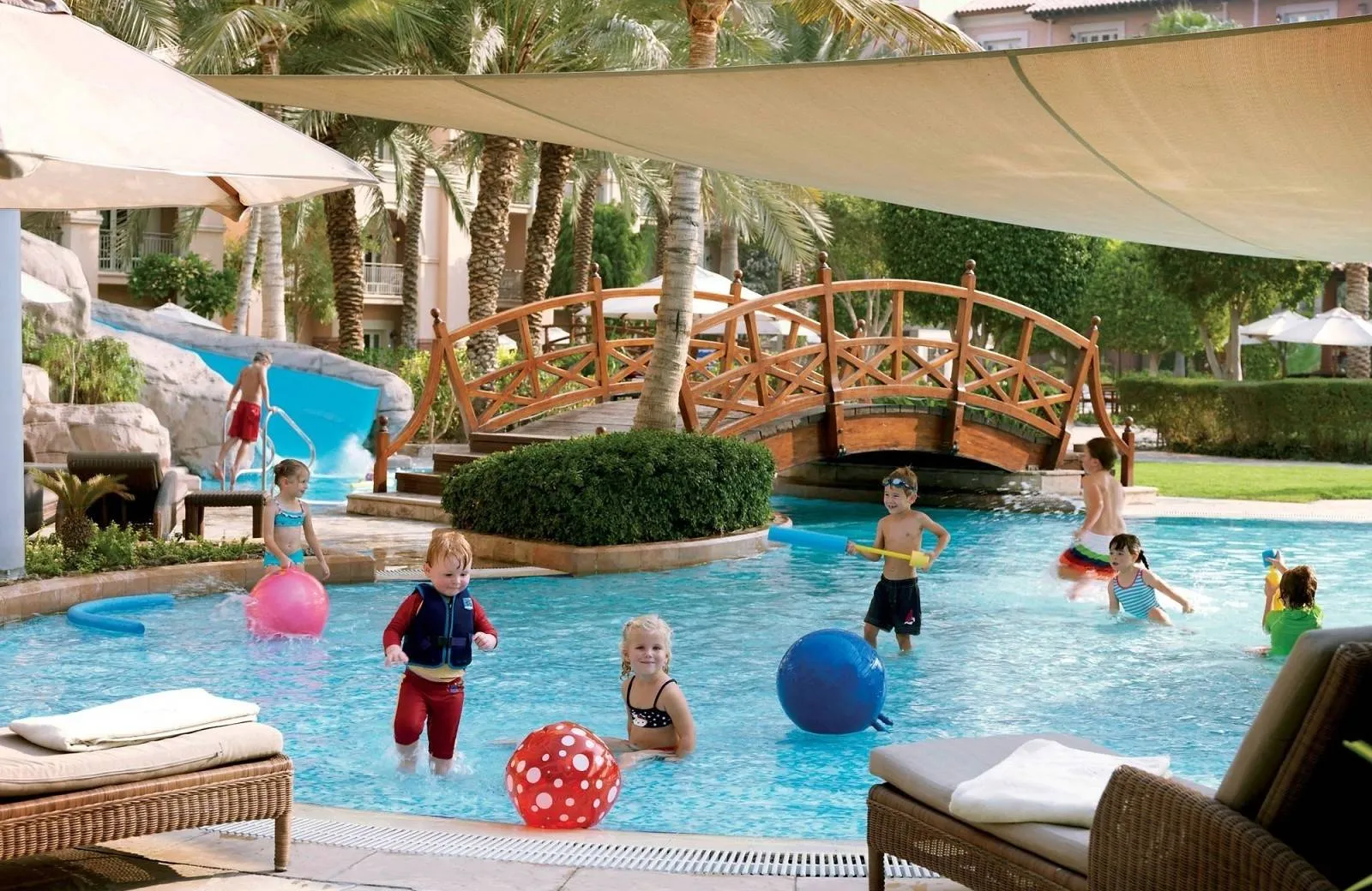 The Ritz-Carlton, Dubai 5*