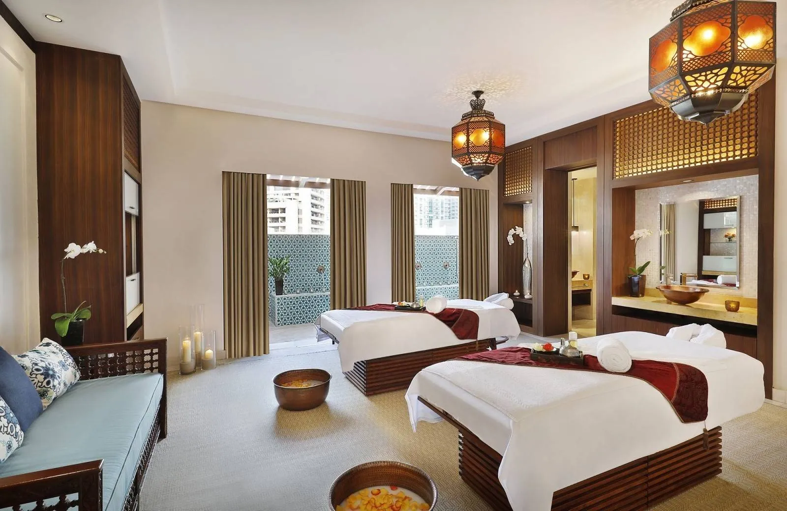 The Ritz-Carlton, Dubai 5*