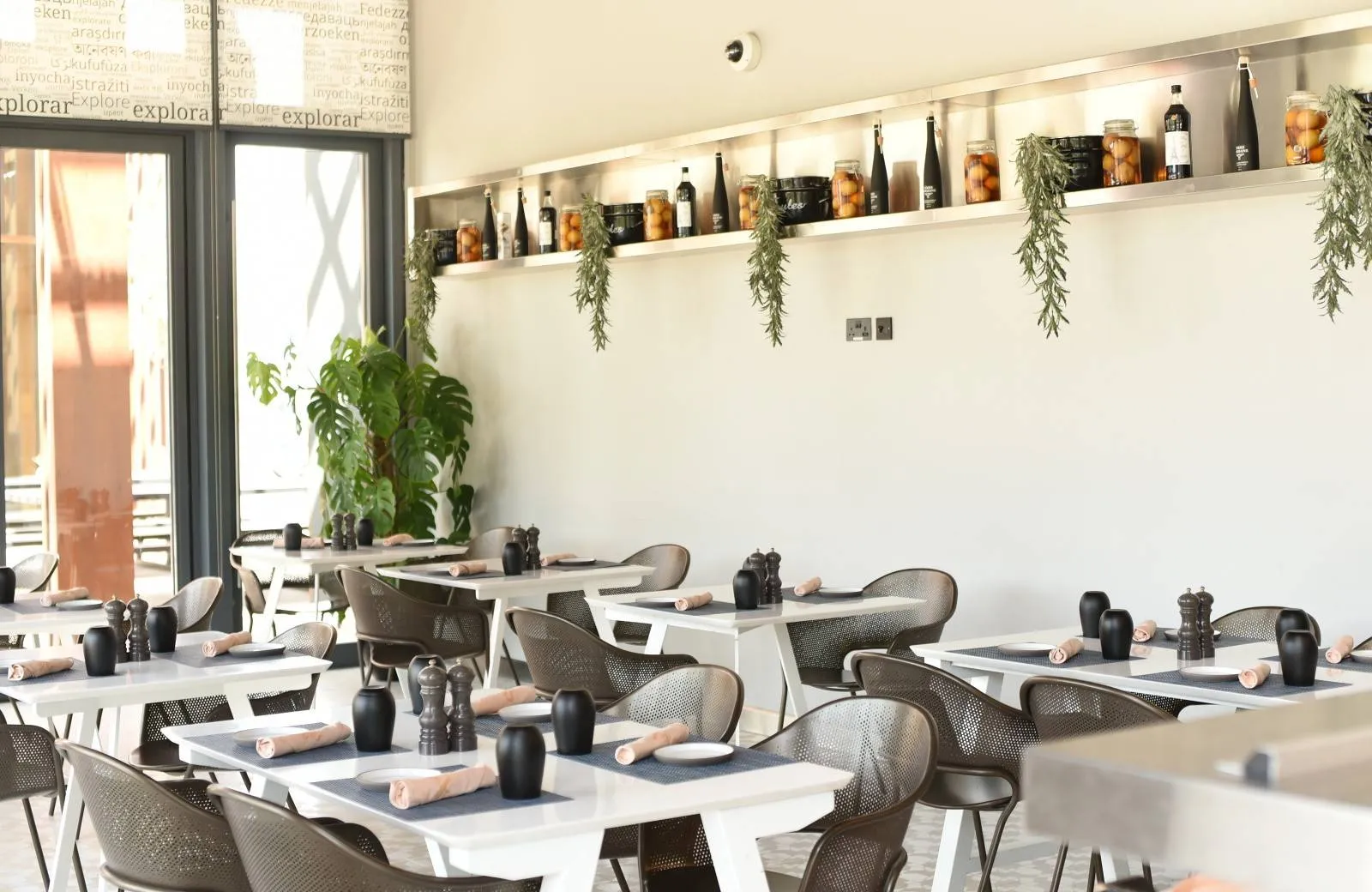 Canopy by Hilton Dubai Al Seef 4*