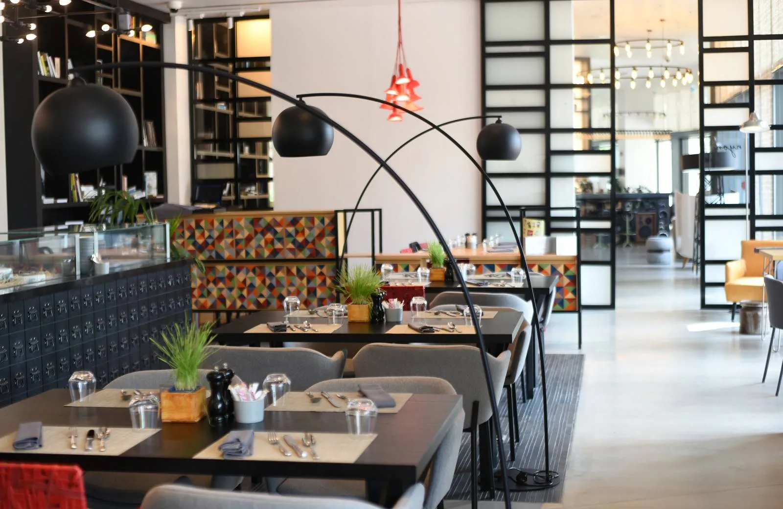 Canopy by Hilton Dubai Al Seef 4*