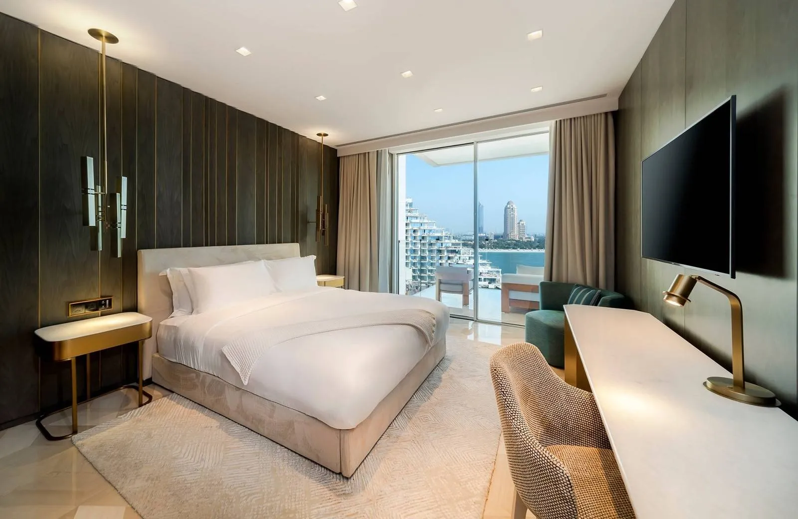 FIVE Palm Jumeirah Hotel 5*