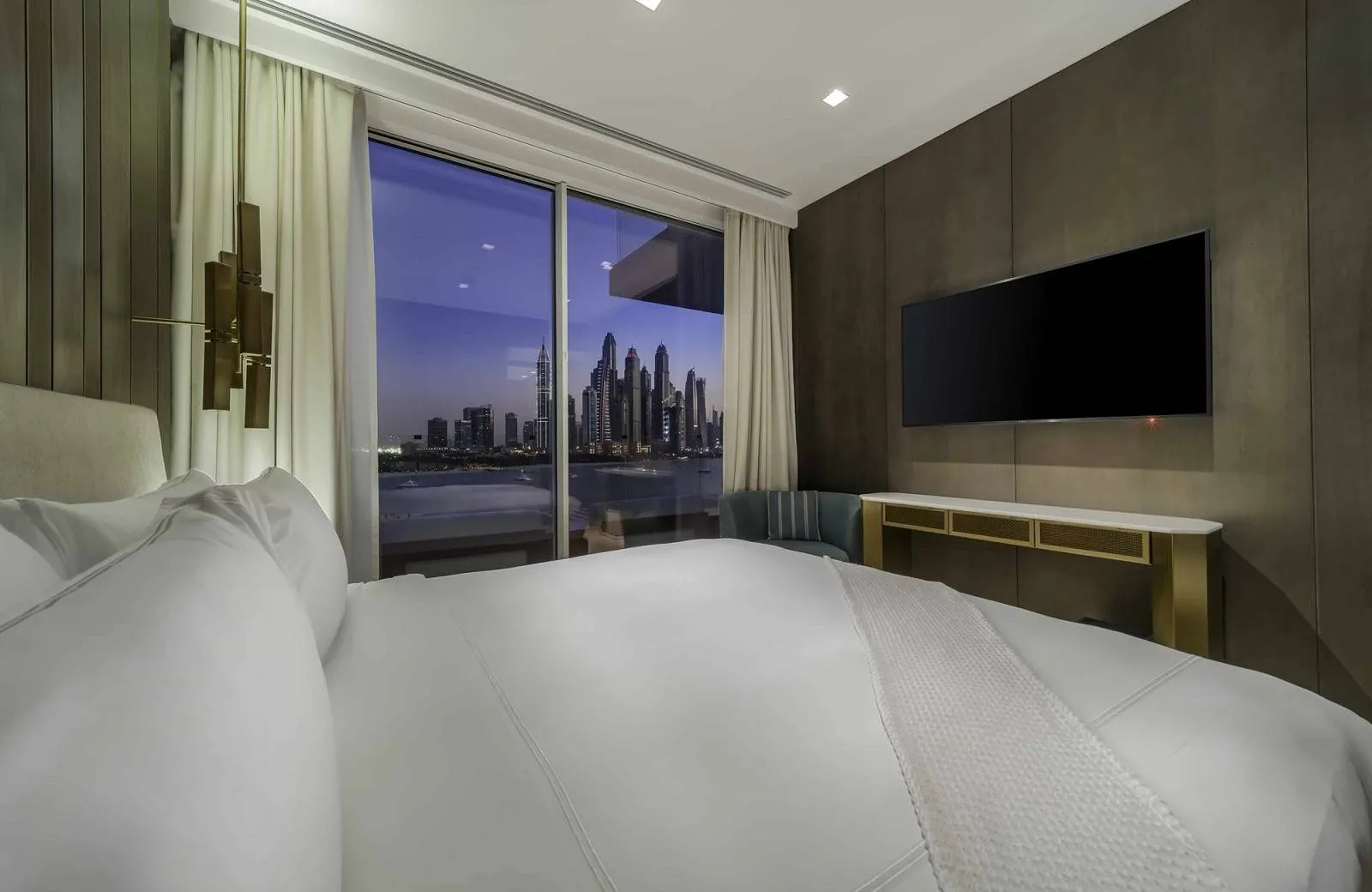 FIVE Palm Jumeirah Hotel 5*