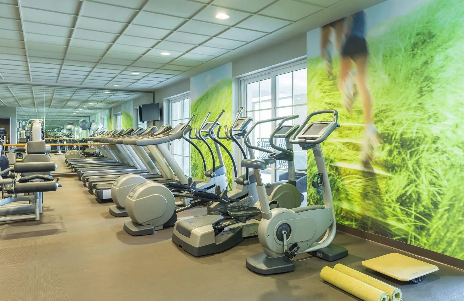 The Westin Dubai Mina Seyahi Beach Resort & Marina 5*