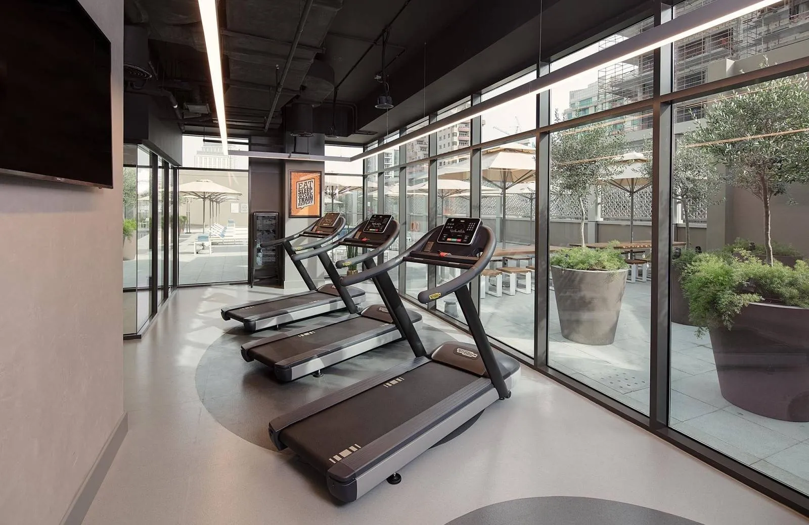 Rove Dubai Marina 3*