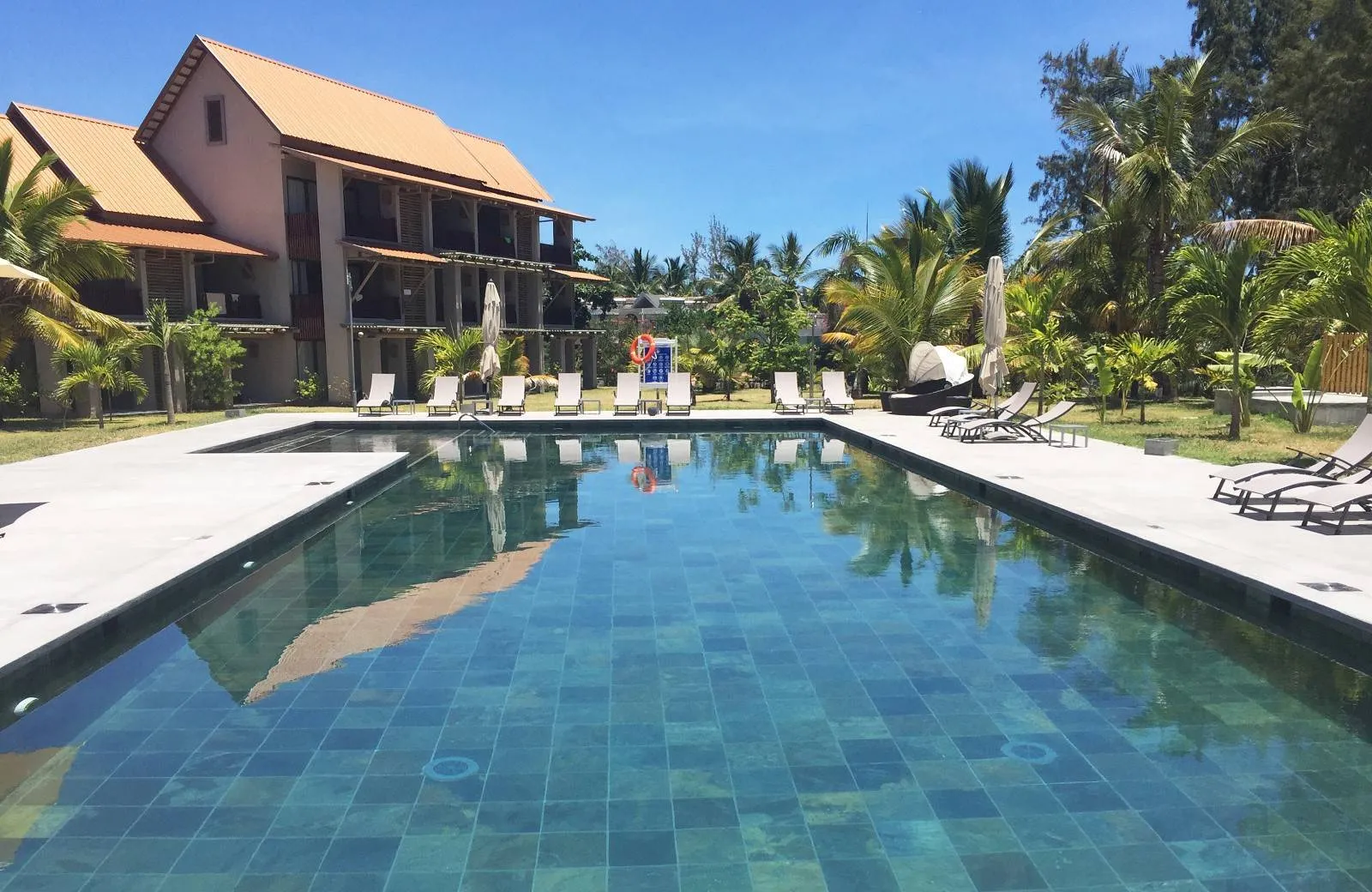 Crystals Beach Resort Belle Mare, a member of Radisson Individuals 4*