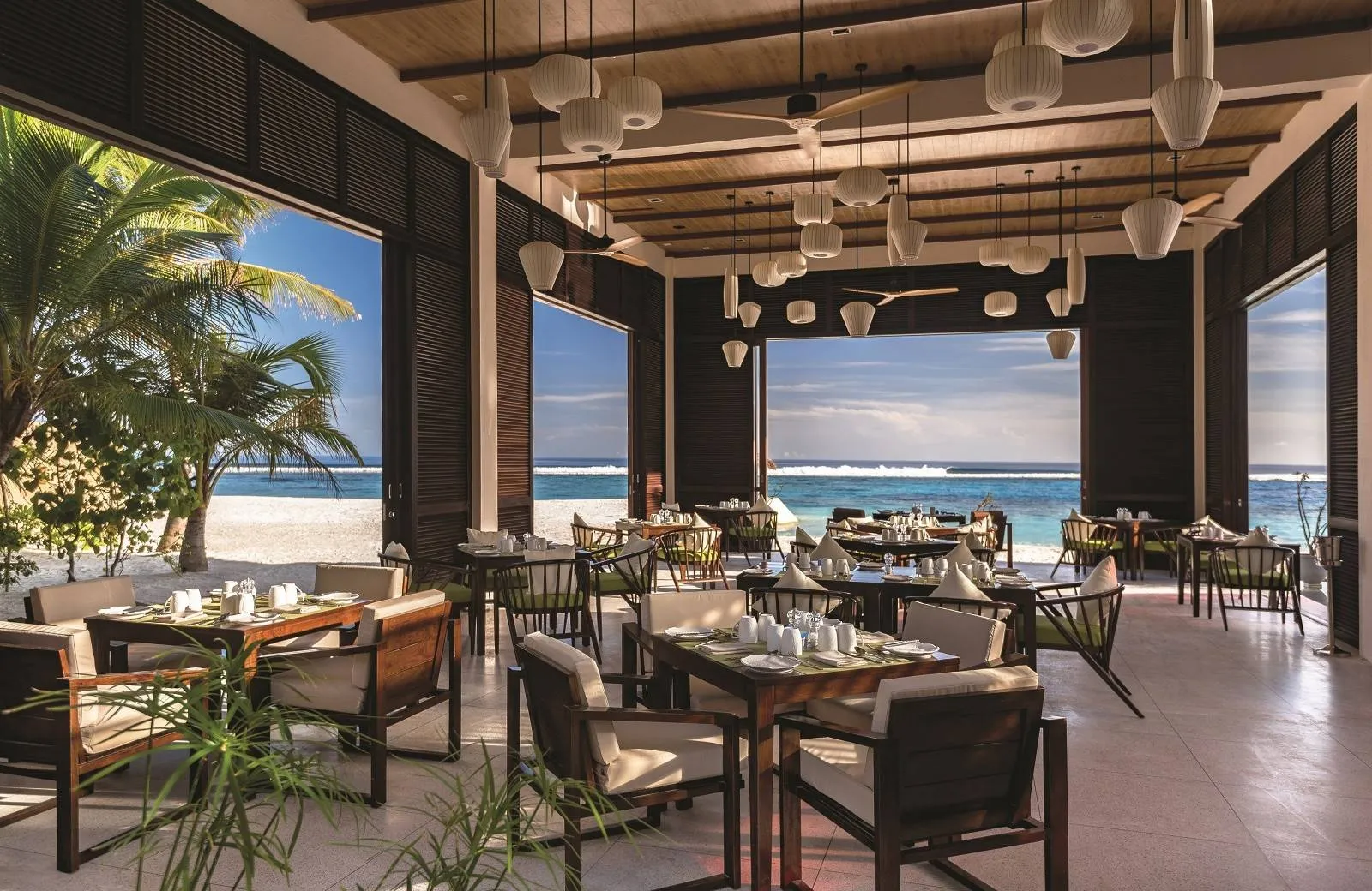 OBLU SELECT Sangeli 5*