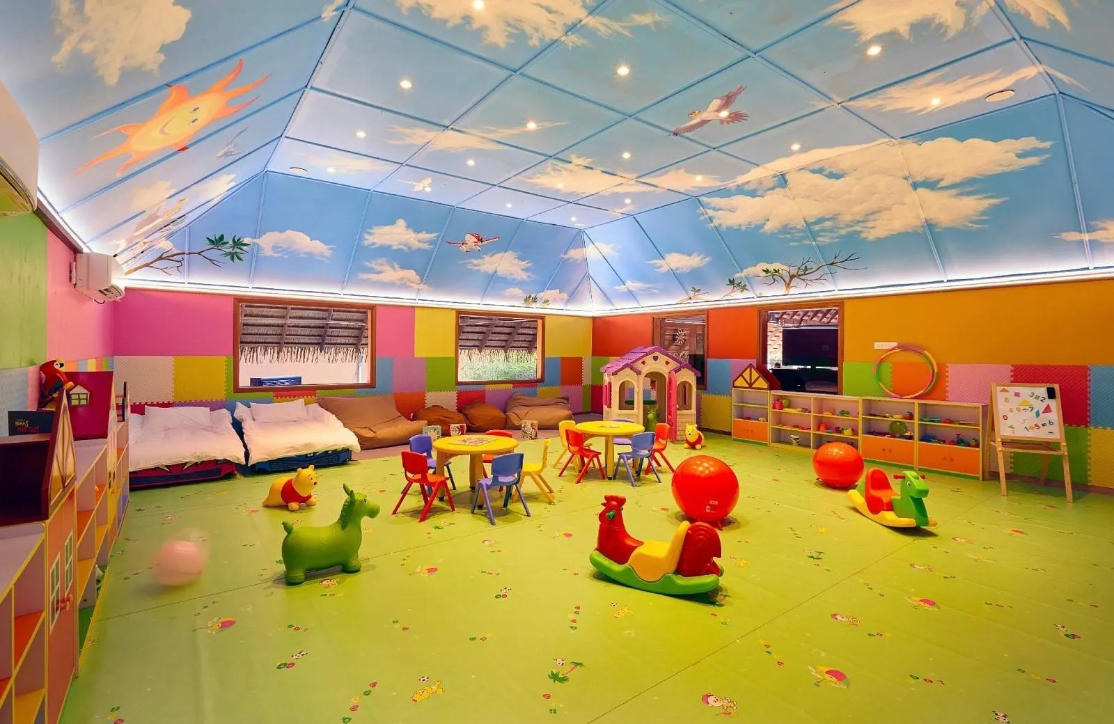 Kuredu Island Resort & Spa 4*