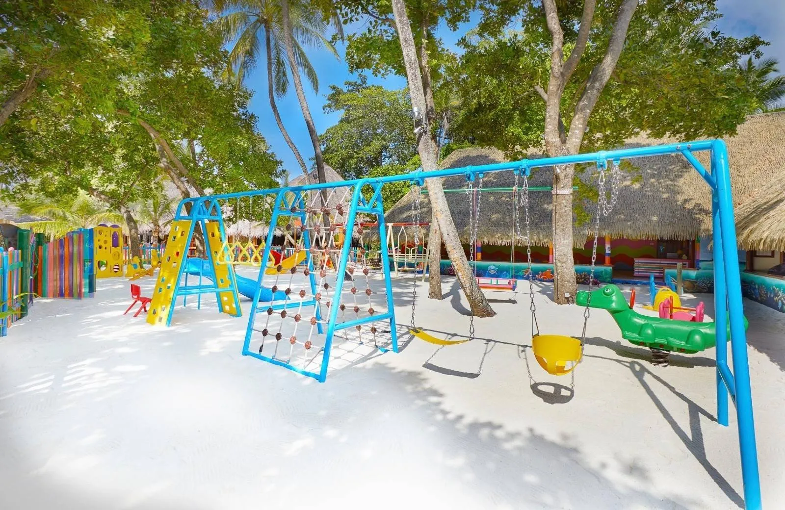 Kuredu Island Resort & Spa 4*