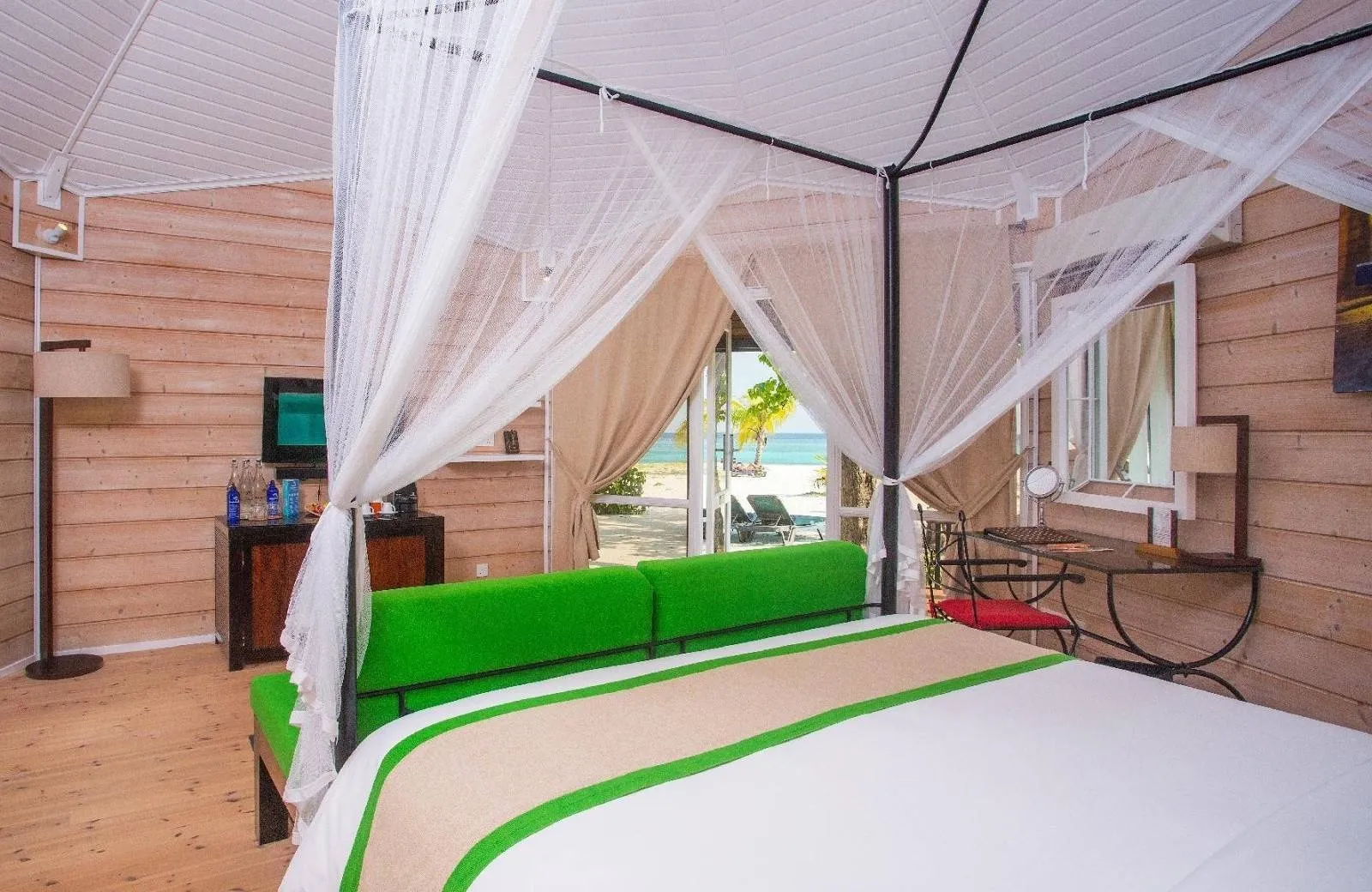 Kuredu Island Resort & Spa 4*