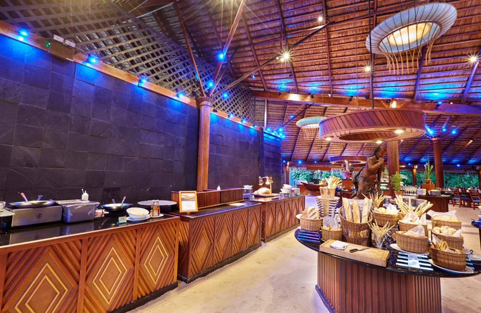 Kuredu Island Resort & Spa 4*