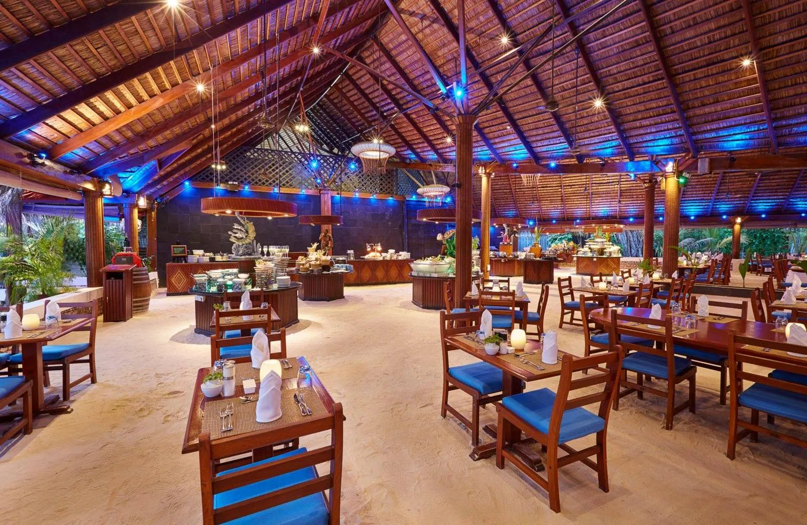 Kuredu Island Resort & Spa 4*