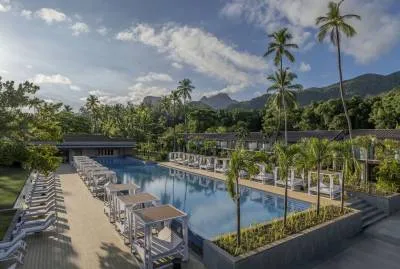 Avani+ Barbarons Seychelles 4*