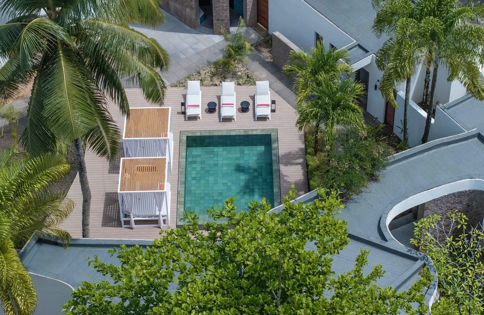 Avani+ Barbarons Seychelles 4*