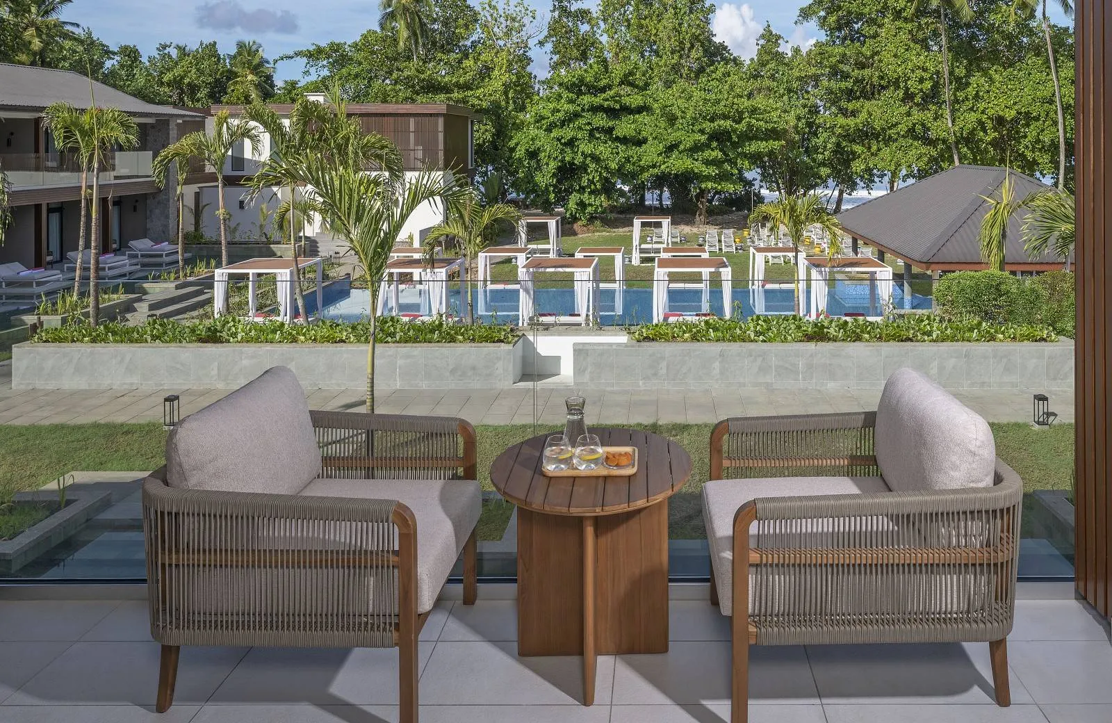 Avani+ Barbarons Seychelles 4*