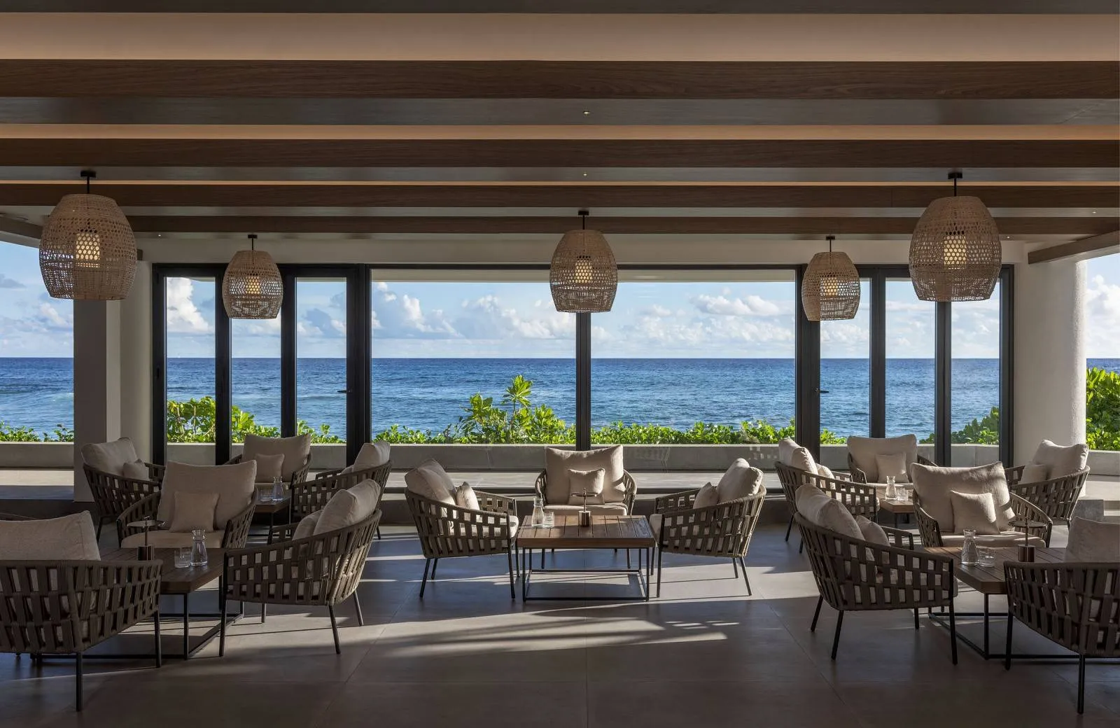 Avani+ Barbarons Seychelles 4*