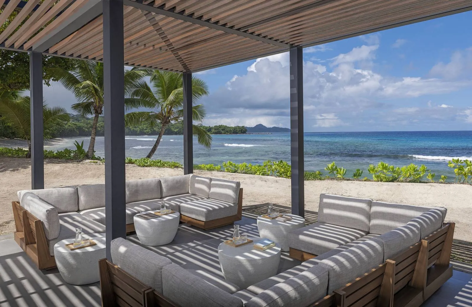 Avani+ Barbarons Seychelles 4*