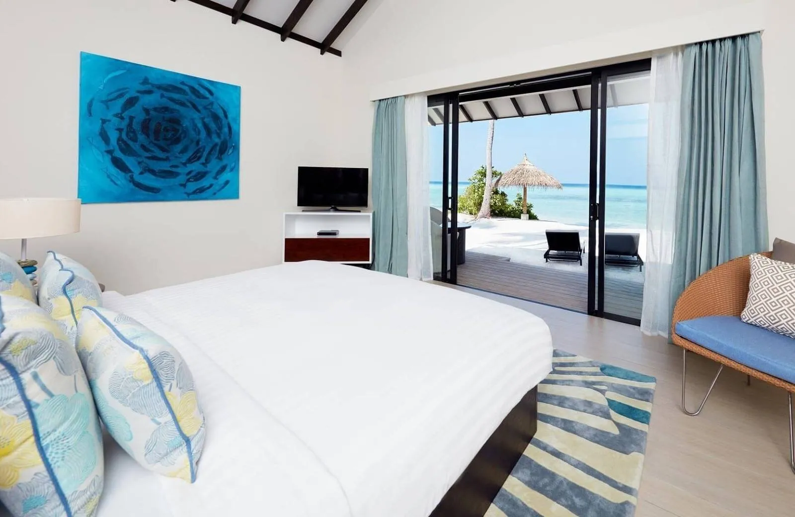 NH Collection Maldives Havodda Resort 5*