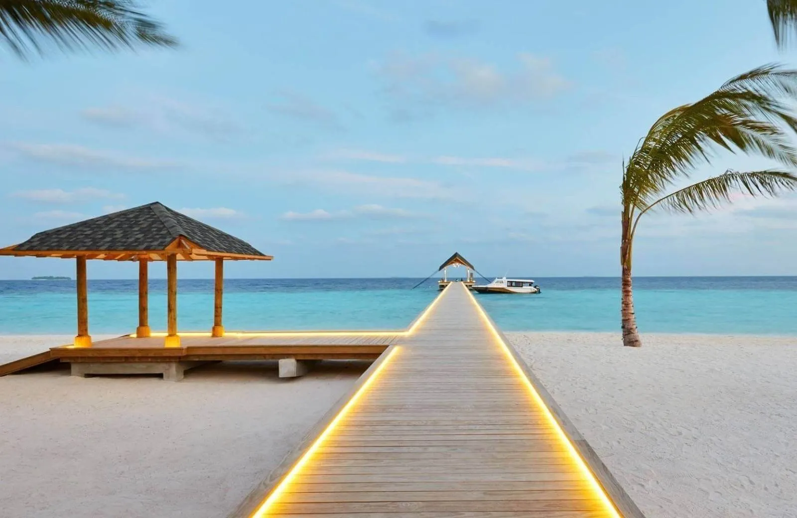 NH Collection Maldives Havodda Resort 5*