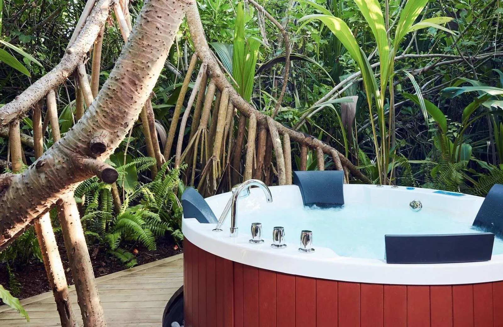 NH Collection Maldives Havodda Resort 5*