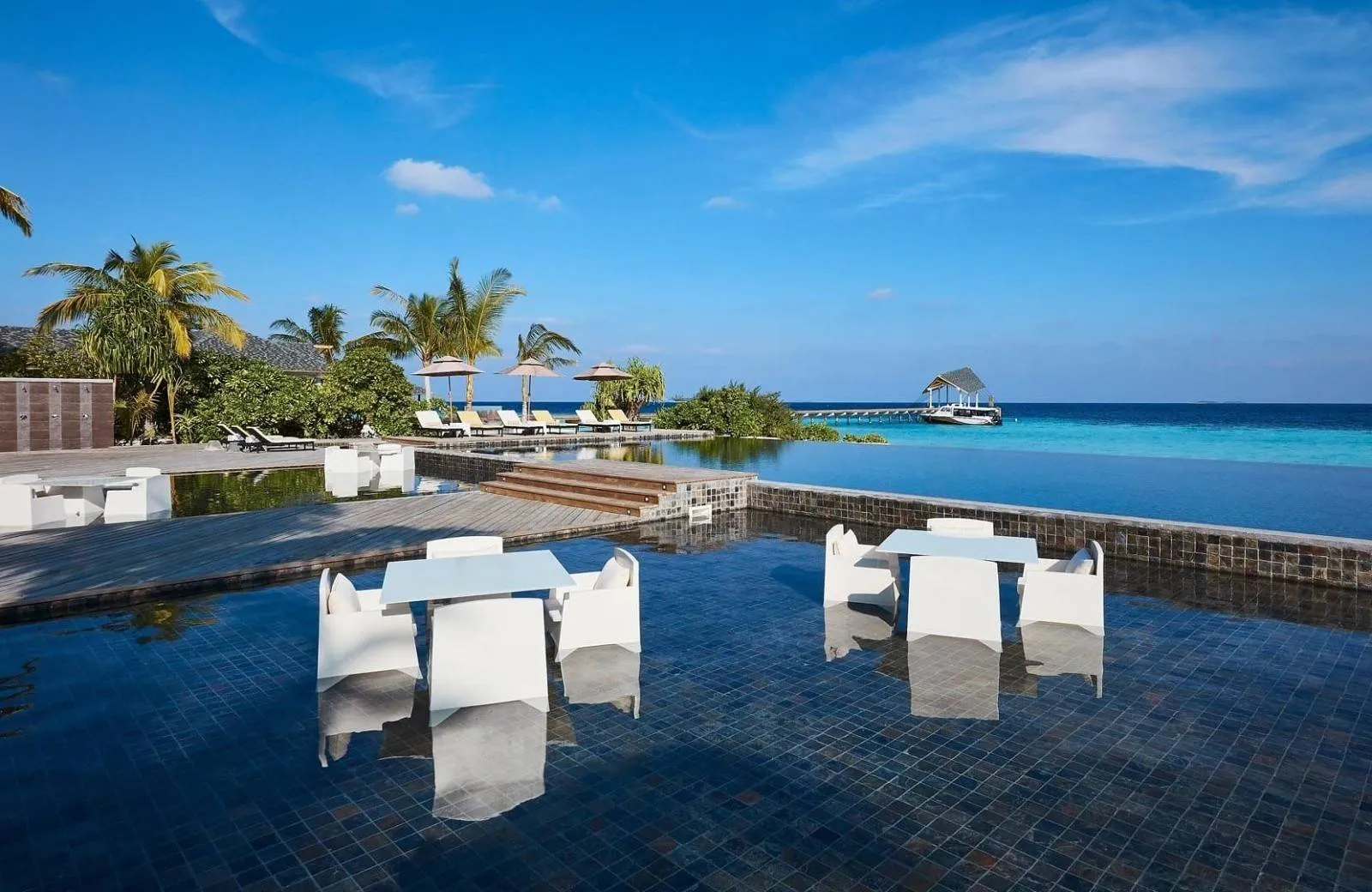 NH Collection Maldives Havodda Resort 5*