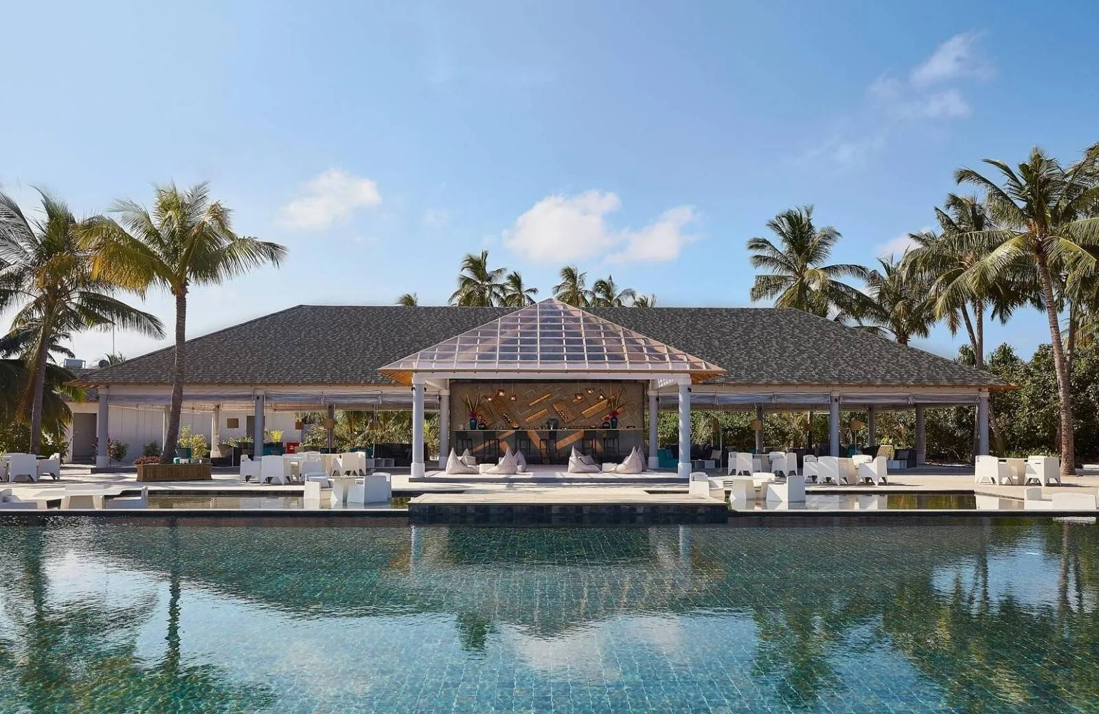 NH Collection Maldives Havodda Resort 5*