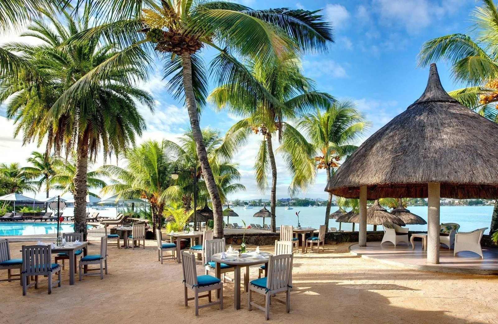 Veranda Grand Baie Hotel & Spa 4*