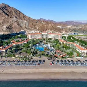 Fujairah Rotana Resort & Spa 5*