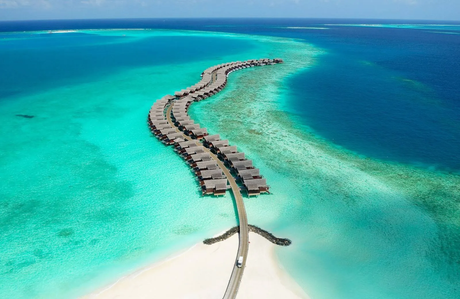 Grand Park Kodhipparu Maldives 5*