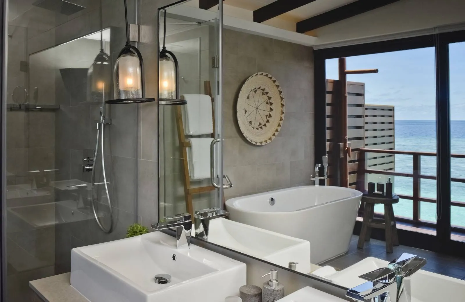 Grand Park Kodhipparu Maldives 5*