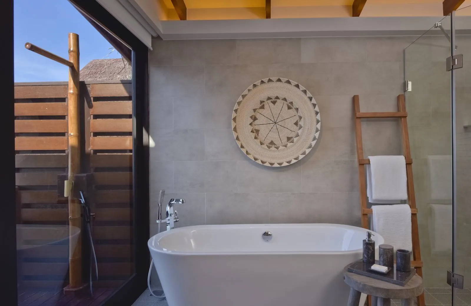 Grand Park Kodhipparu Maldives 5*