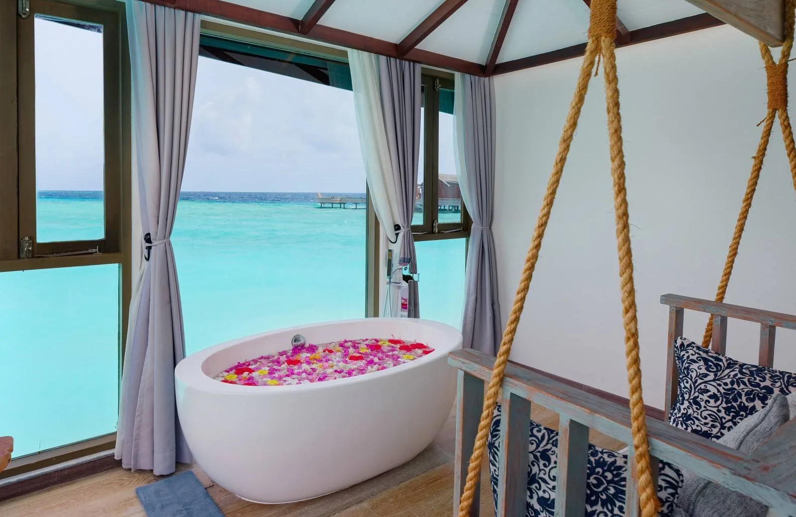 Grand Park Kodhipparu Maldives 5*