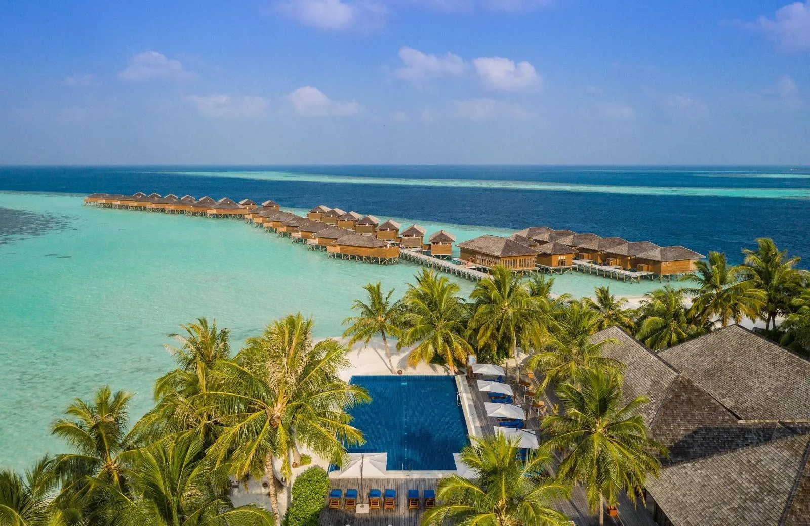 Vilamendhoo Island Resort & Spa 4*