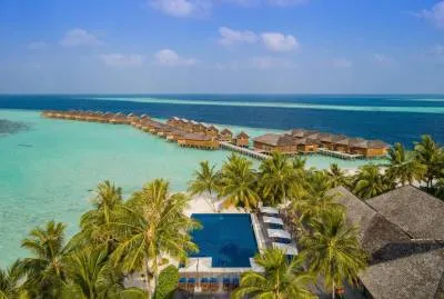Vilamendhoo Island Resort & Spa 4*