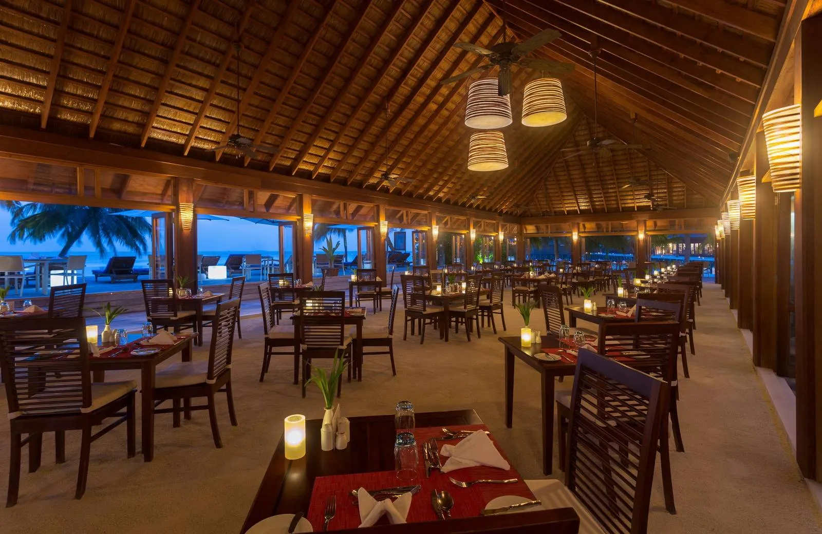 Vilamendhoo Island Resort & Spa 4*