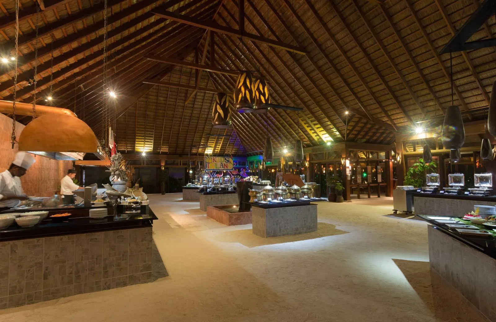 Vilamendhoo Island Resort & Spa 4*