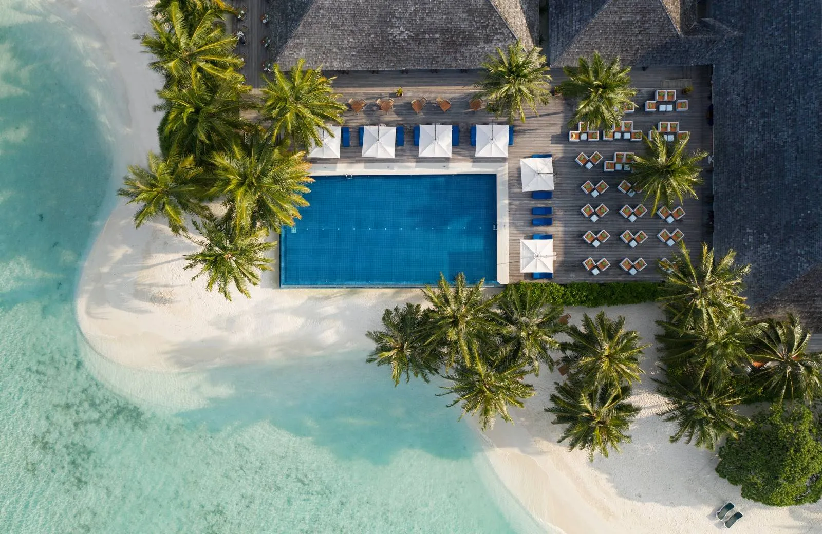 Vilamendhoo Island Resort & Spa 4*